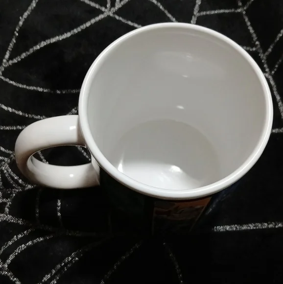 Marvel Heroes Mug - Picture 4 of 4